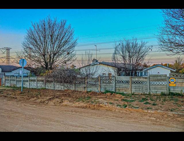 3 BEDROOM HOUSE FOR SALE IN BIRCH ACRES